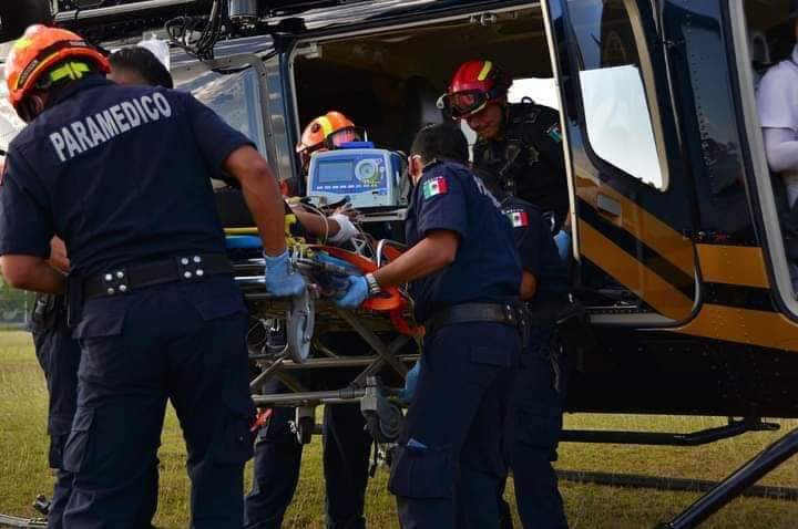 Por aire Intentan salvar la vida a niño de 7 años que cayó del techo