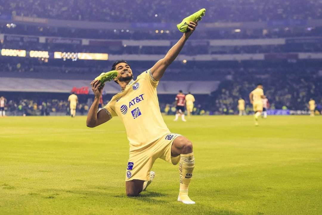 Orgullo Yuca HENRY MARTÍN CAMPEÓN DE GOLEO DEL FÚTBOL MEXICANO