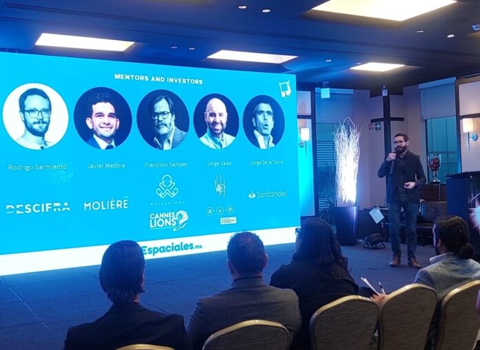 C5ACECDE-2709-4880-8A49-84D61FA51353