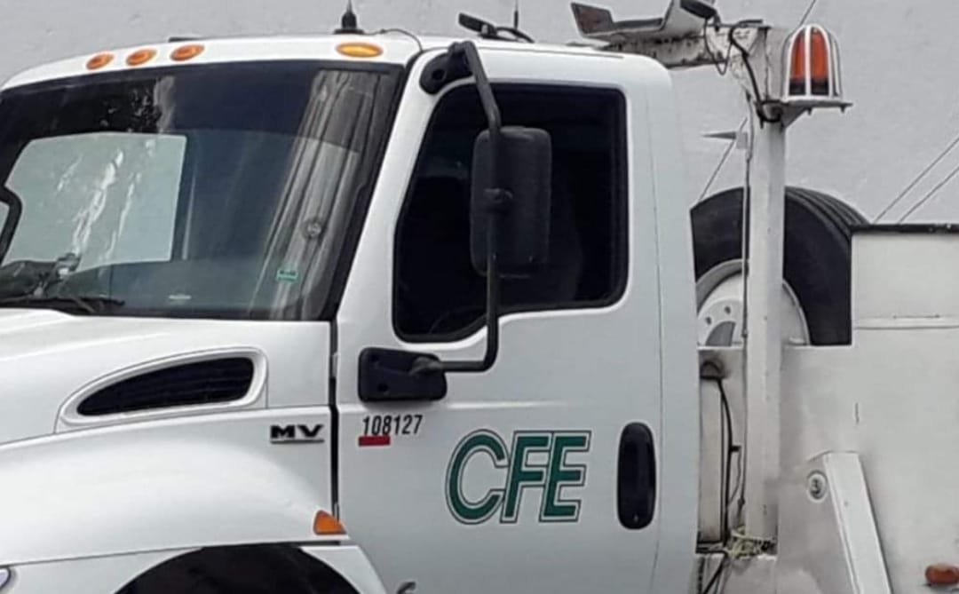 Falsos Empleados de la CFE Detenidos por Extorsión en Mérida